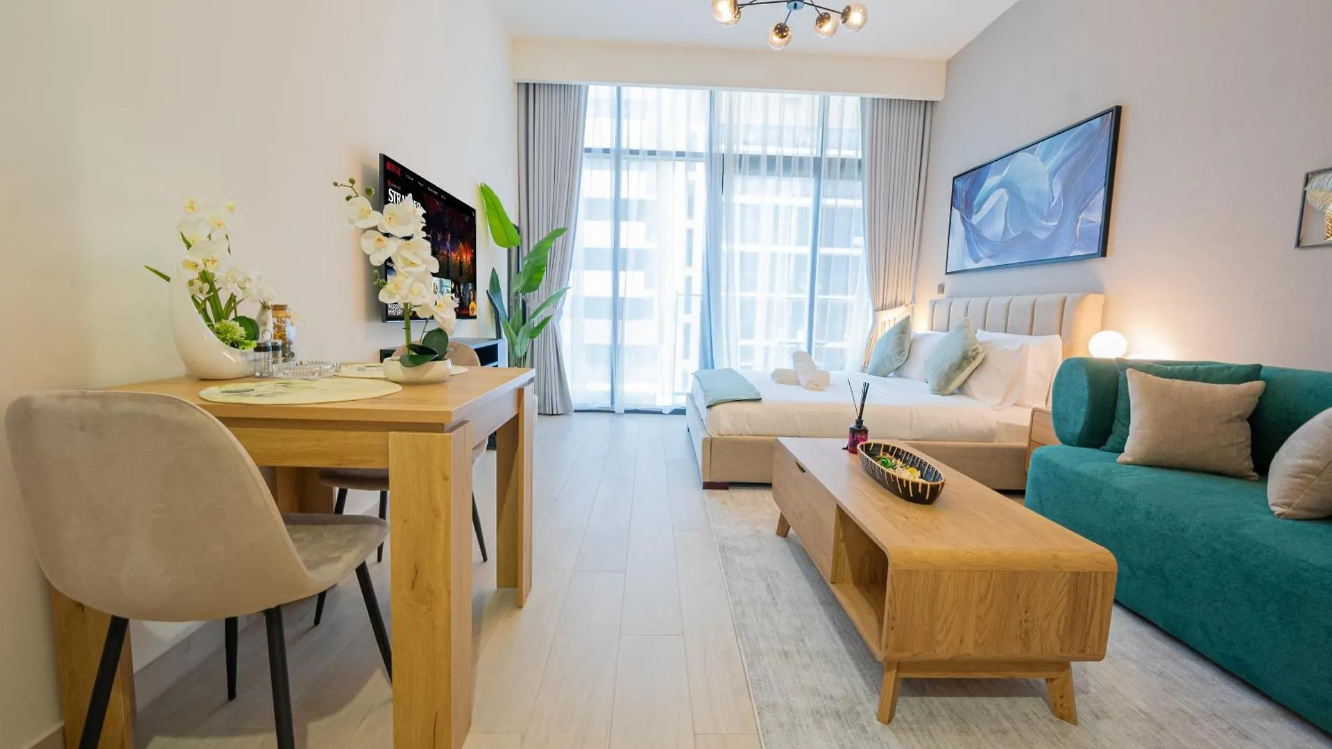 Stylish Urban Studio In Dubai